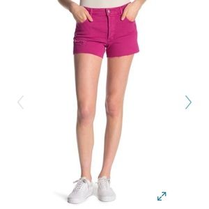 🔴Pink frayed hem shorts